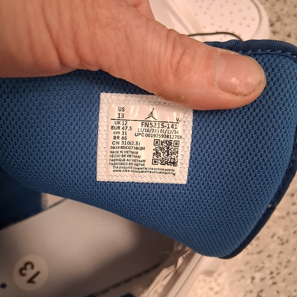 Nike Air Jordan 1 Mid SE Idustrial Blue Brand New Size 13 - Picture 7 of 7